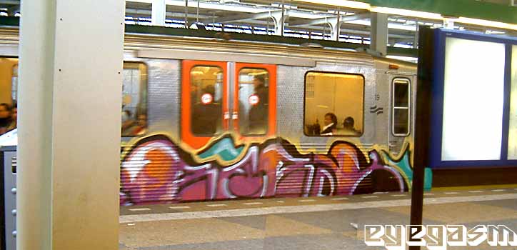 rebok01.jpg