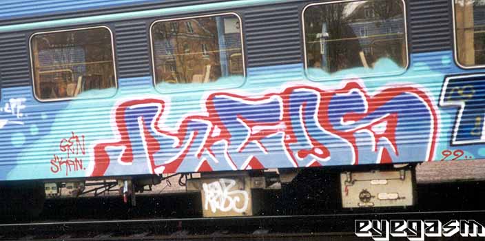 reds02.jpg
