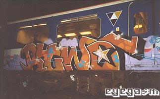 rtwo02.jpg