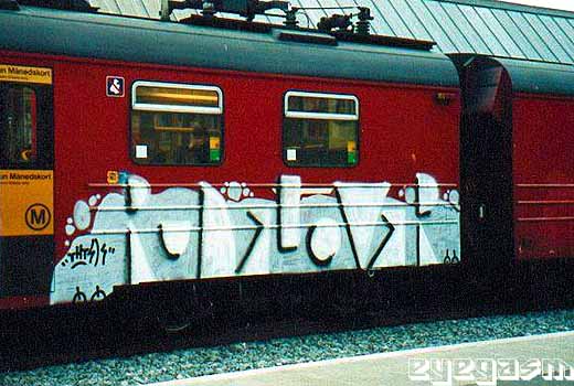 rudelover01.jpg