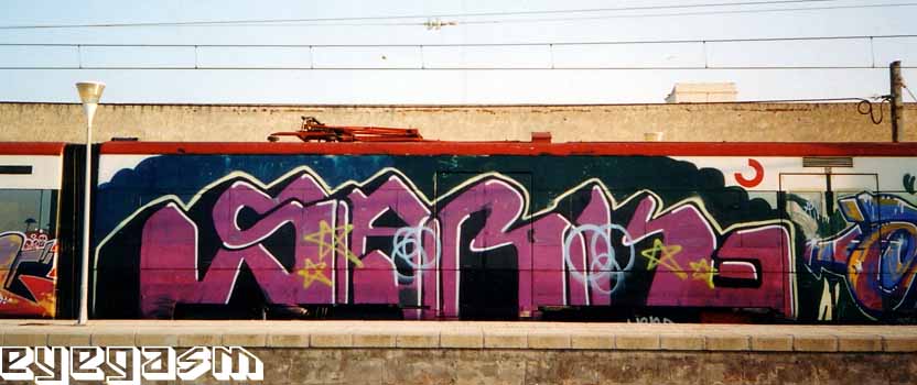 sark02.jpg
