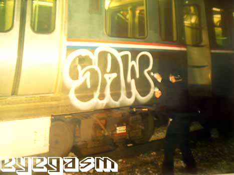 saw001.jpg