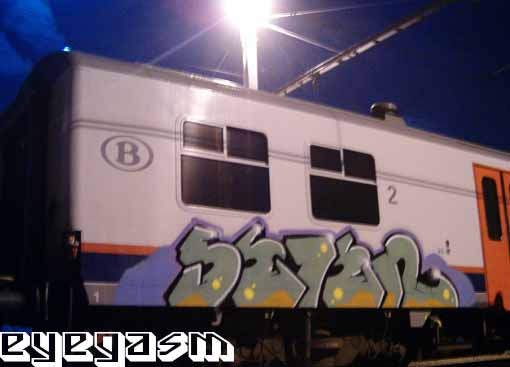 se7en001.jpg