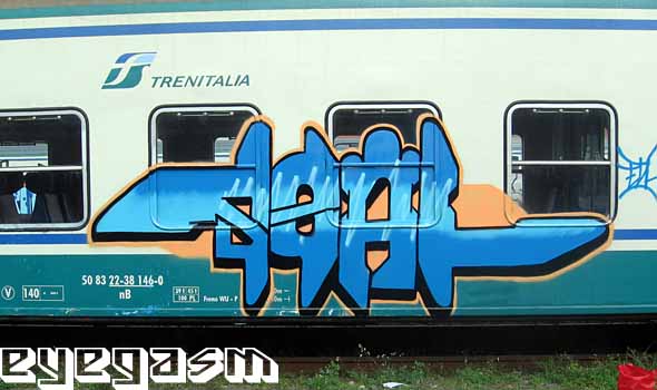 seal03.jpg