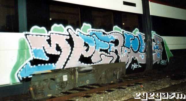 secret01.jpg