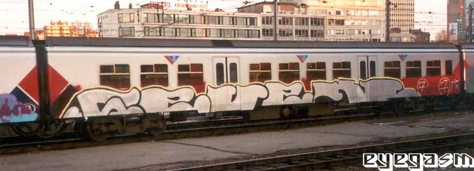 seven01.jpg