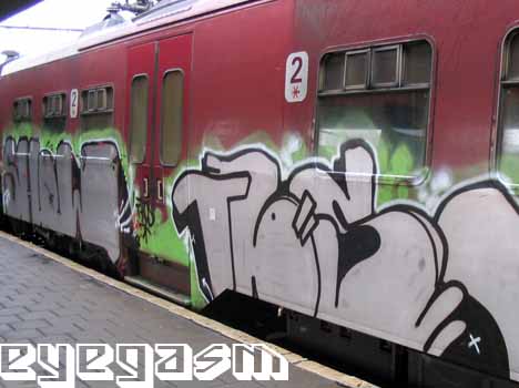 show-t70s01.jpg