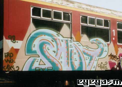 shut01.jpg