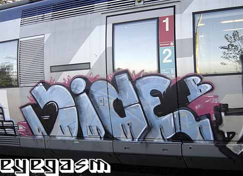 side-b01.jpg