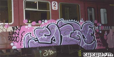 sly02.jpg