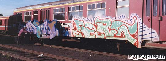 smin-fars01.jpg