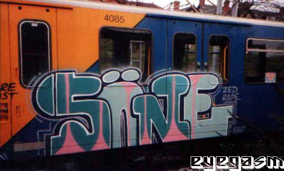 sone0004.jpg