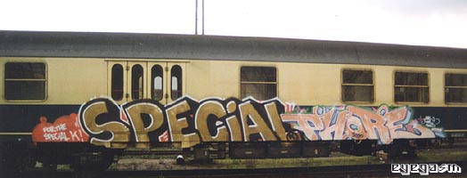 special-phore01.jpg