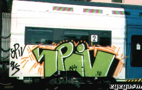 spiv02.jpg