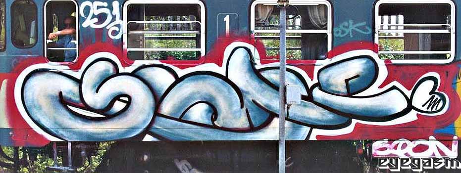 sqon03.jpg