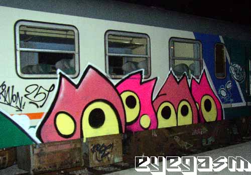 sqon04.jpg