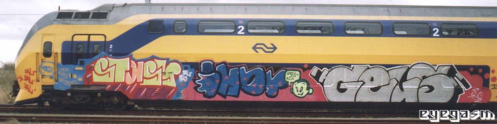 stasy-indy-gels01.jpg
