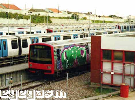 tape01.jpg