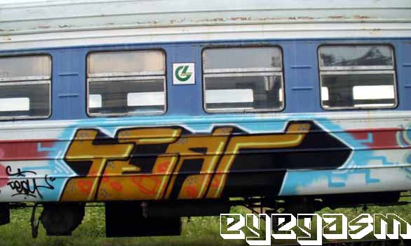 tear004.jpg