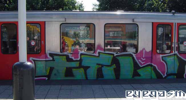 tel02.jpg