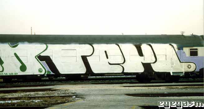 teyl-wc01.jpg