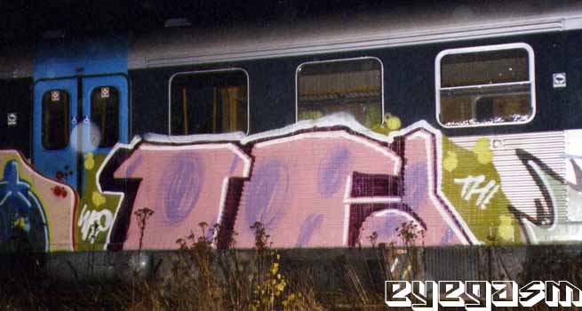 th04.jpg