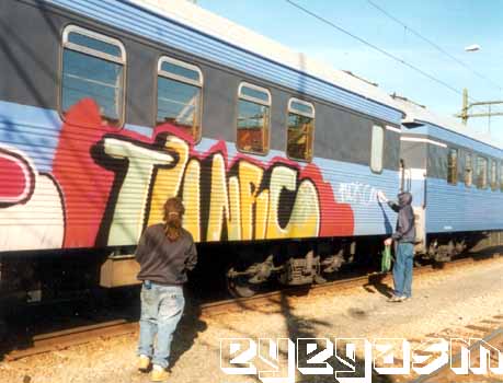 thnrc01.jpg