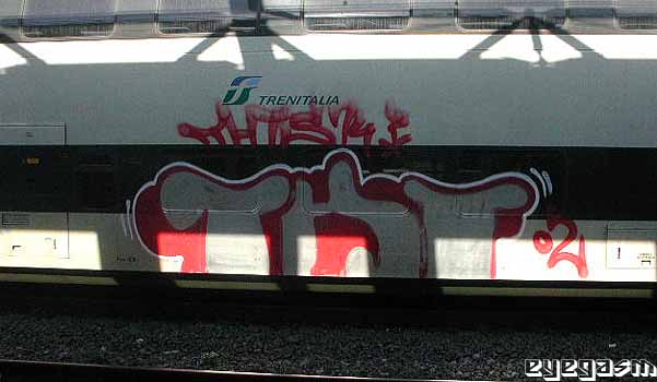 tht04.jpg