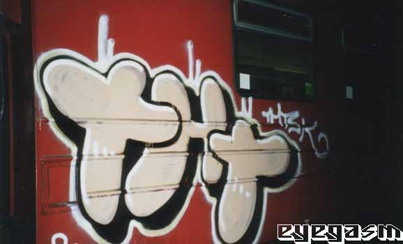 tht40.jpg
