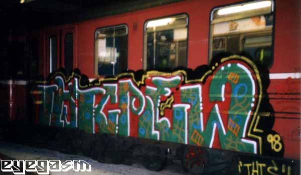 thtcrew03.jpg