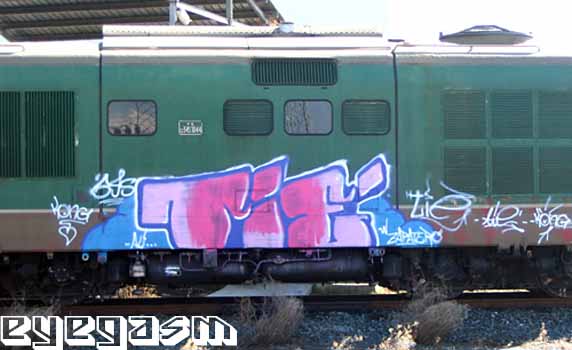 tie01.jpg
