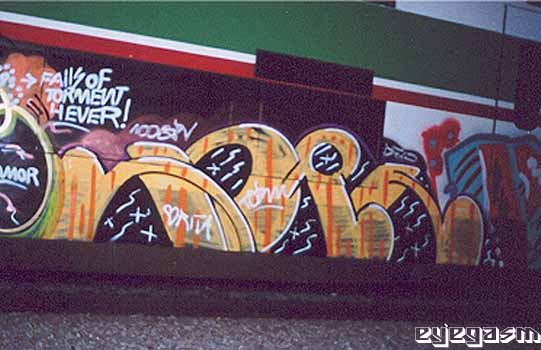 torn03.jpg