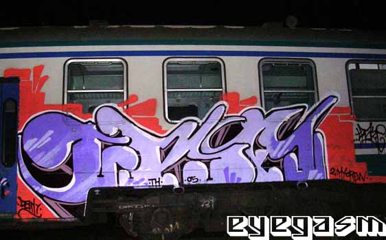 tra03.jpg