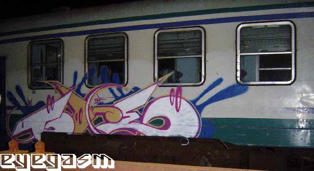 tre01.jpg