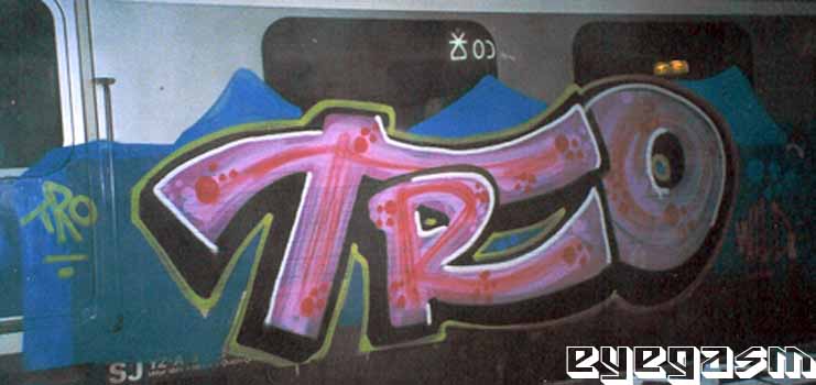 tro03.jpg