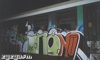 tron02.jpg