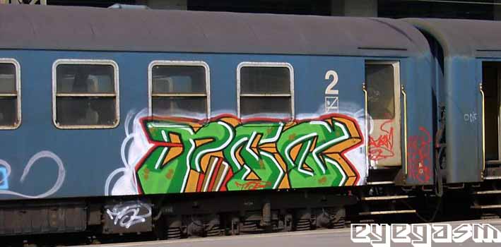 tsb010.jpg