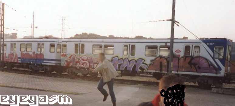 tst-tnt-nika01.jpg