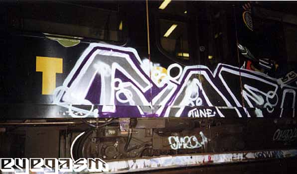 tune01.jpg