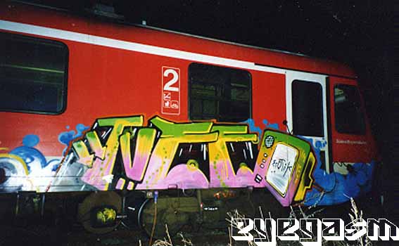 tvee01.jpg