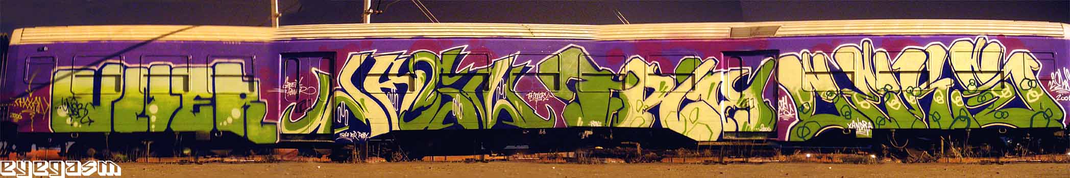 uner-jasn-tra-ceks-wc01.jpg