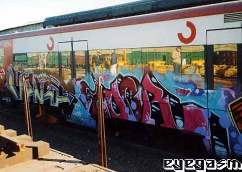 vino-lovr01.jpg