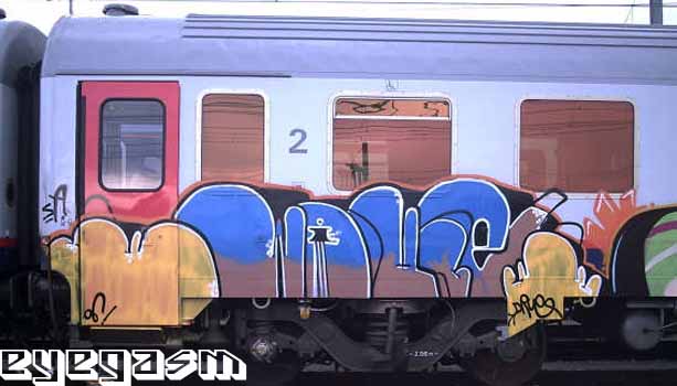 waule03.jpg