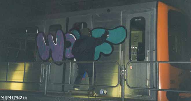 wouf01.jpg