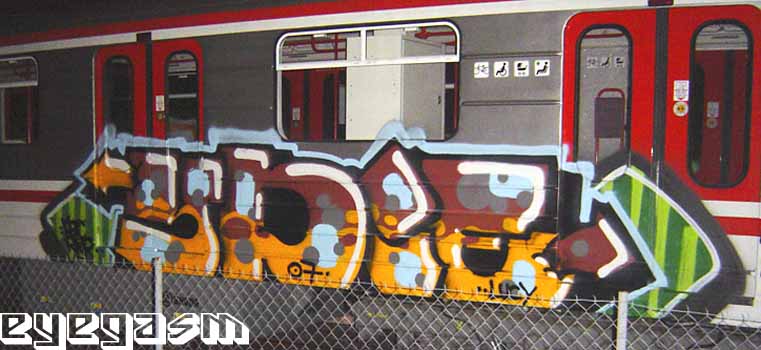 ydie02.jpg