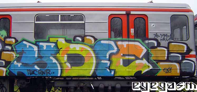 ydie04.jpg