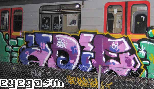 ydie06.jpg