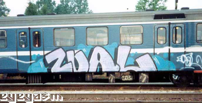 zual01.jpg