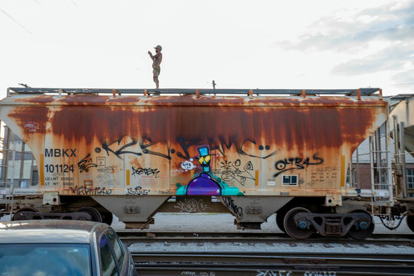 Paint Louis 2024 00009