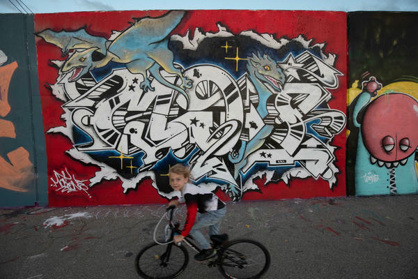 Paint Louis 2024 00035